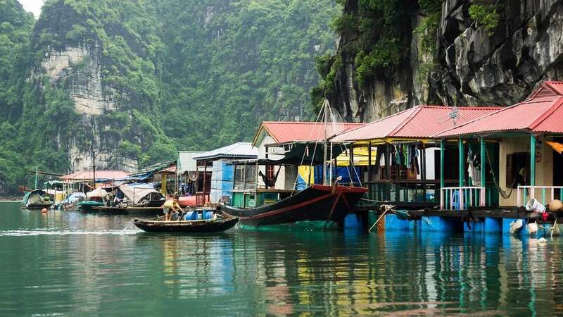 Làng chài Cửa Vạn Quảng Ninh