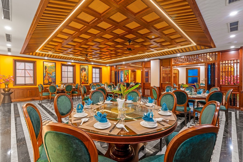 địa điểm tổ chức tiệc cuối năm hạ long