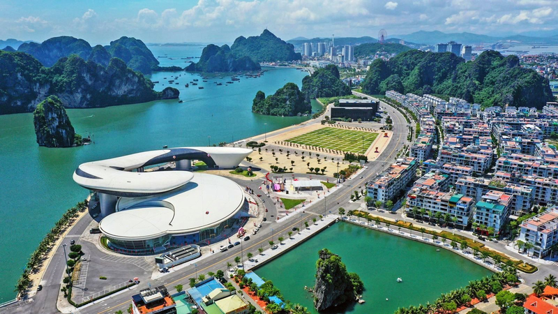 Vui chơi 8/3 Hạ Long