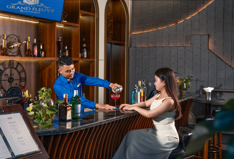 Du lịch 8/3 Hạ Long